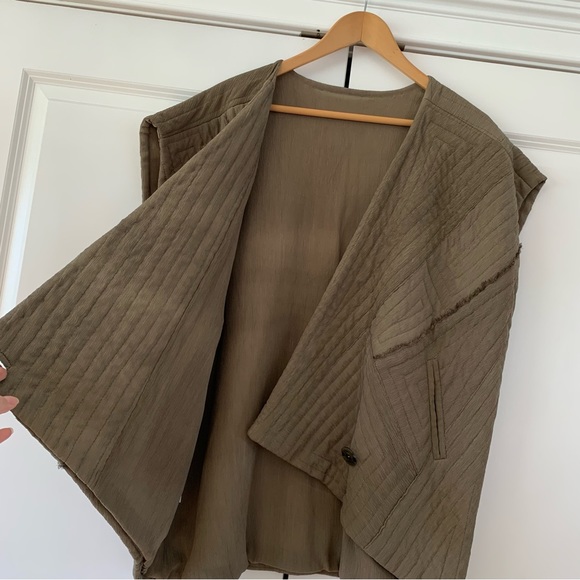 Kiss of the Wolf Vest Textile Art To Wear Jacket Coat Quilted Silk Lagenlook OS - Picture 7 of 10